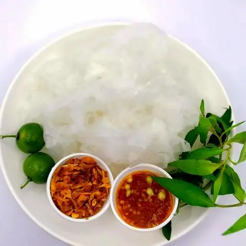 Hình ảnh Bánh tráng chấm me