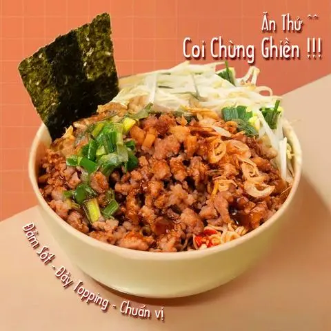 Hình ảnh Mì trộn tóp mỡ thịt băm