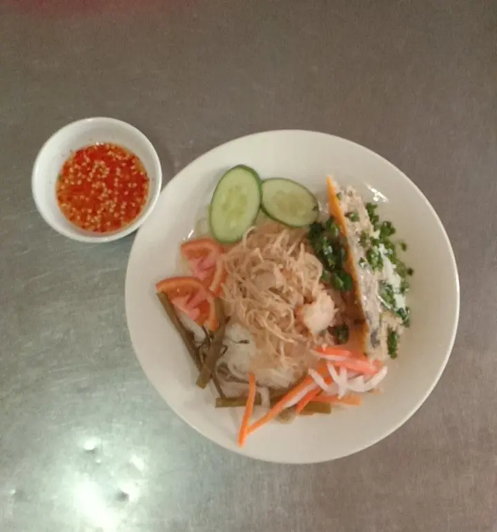 Hình ảnh Cơm tấm bì chả