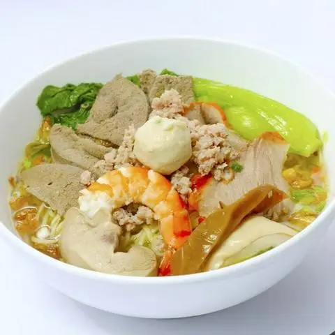 Hình ảnh Hủ tiếu mì thập cẩm - Xương