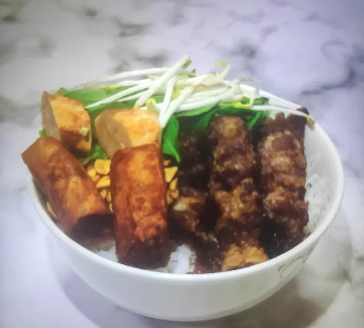 Hình ảnh Bún chả giò