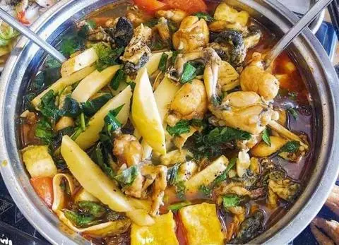 Hình ảnh Lẩu ếch măng cay