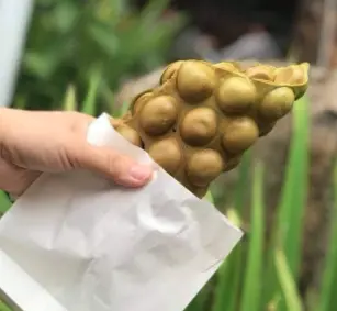 Hình ảnh Bánh trứng vị trà xanh nhân phô mai