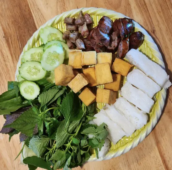 Hình ảnh Bún đậu lòng dồi