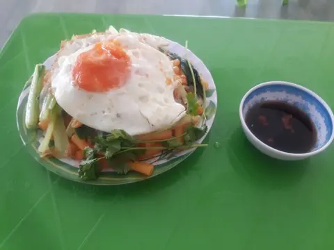 Hình ảnh Nui xào 1 trứng