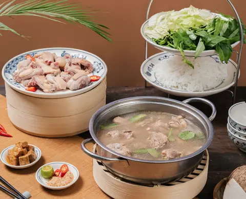 Hình ảnh Lẩu vịt nấu chao to