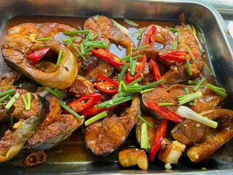 Hình ảnh Cơm cá hú kho
