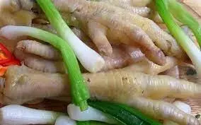 Hình ảnh Chân gà hấp hành tiêu xanh 2 cặp