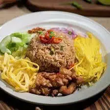 Hình ảnh Cơm chiên mắm ruốc thái 