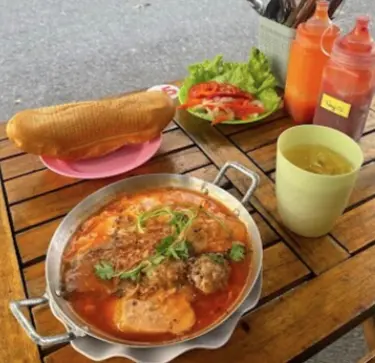 Hình ảnh Bánh mì chảo thập cẩm
