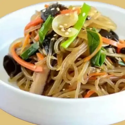 Hình ảnh Miến xào thập cẩm chay