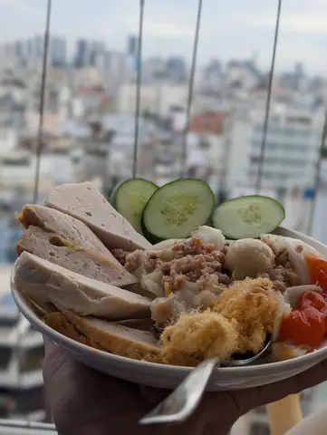Hình ảnh Bánh giò chả thập cẩm