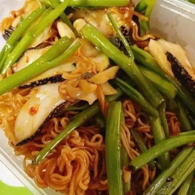 Hình ảnh Mì xào ốc giác