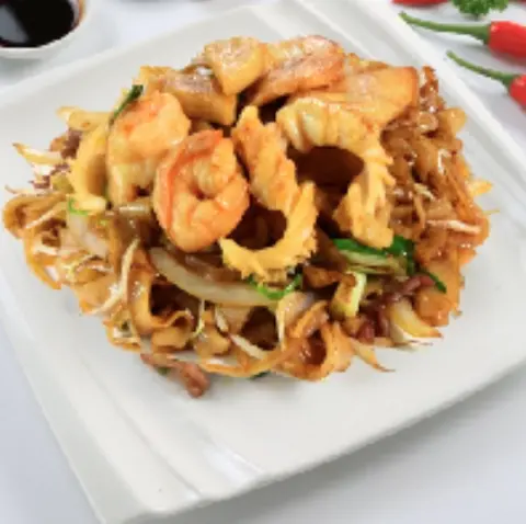 Hình ảnh Hủ tiếu xào hải sản sốt