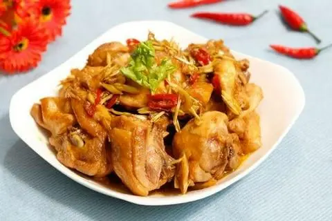 Hình ảnh Cơm Gà Kho (Cay)