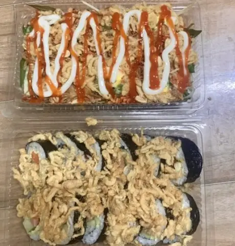Hình ảnh Combo 1 (trứng ngũ sắc - kimbap truyền thống - coca)