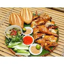 Hình ảnh 1 Gà nướng mọi - 2 bánh mì - đồ phụ