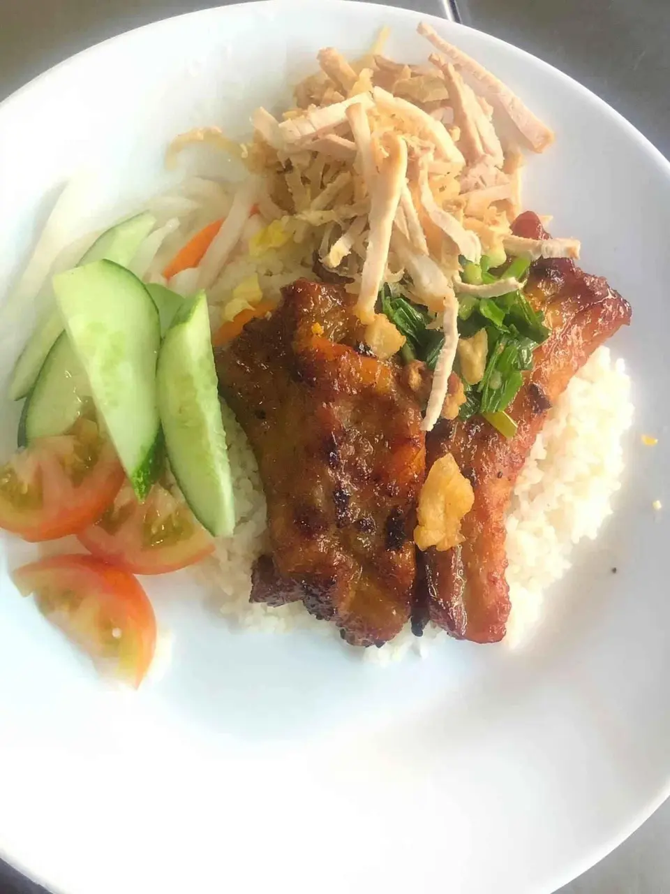 Hình ảnh Cơm tấm sườn cây bì