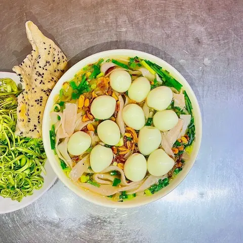 Hình ảnh Mì quảng trứng