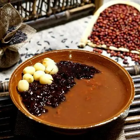 Hình ảnh Đậu đỏ nếp than hạt sen