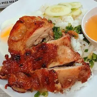 Hình ảnh Cơm Đùi Gà Nướng