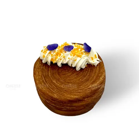 Hình ảnh Salted Eggs Cromboloni