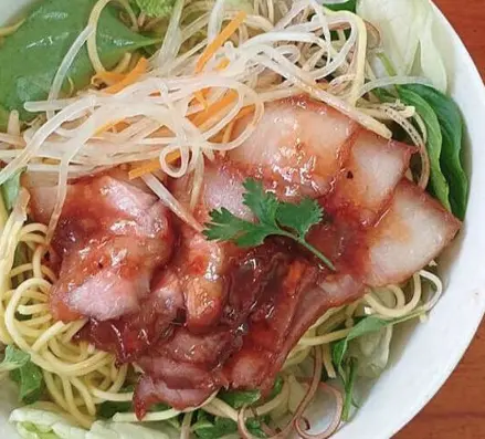 Hình ảnh Hủ tiếu khô xá xíu