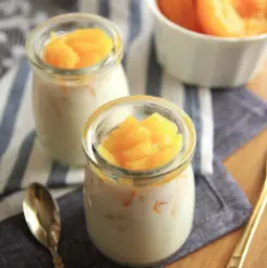 Hình ảnh Yaourt dẻo sốt đào