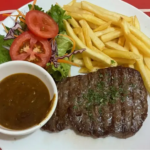 Hình ảnh Beefsteak striploin - khoai tây chiên