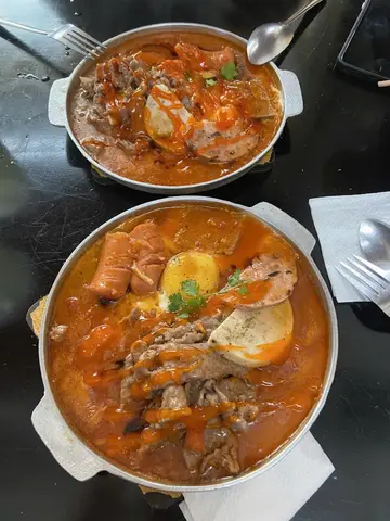 Hình ảnh Chảo bò xúc xích