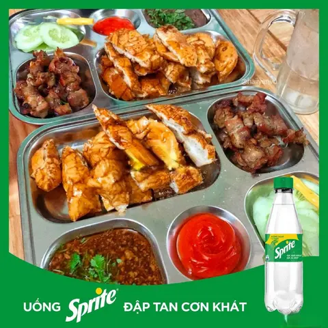 Hình ảnh Combo 2 Bánh Mỳ - 1 Xiên - Sprite