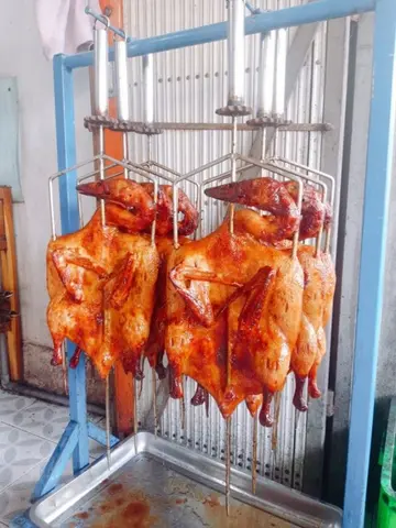 Hình ảnh Vịt nướng gia vị - nguyên con