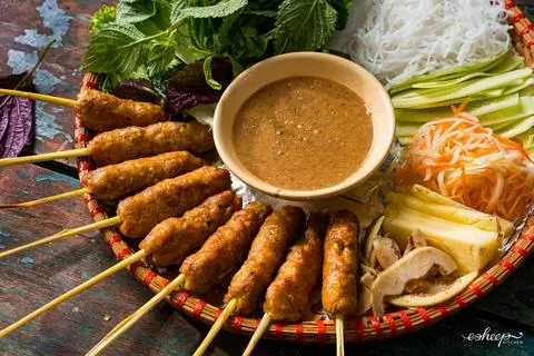 Hình ảnh Nem lụi nướng - 5 cây