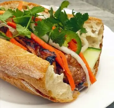 Hình ảnh Bánh mì nem nướng