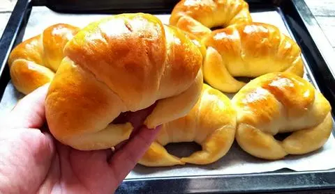 Hình ảnh Bánh mì cua phô mai