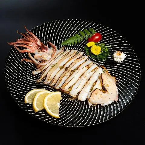Hình ảnh Mực một nắng nướng - grilled semi - dried squid - ot23