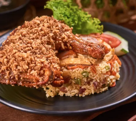 Hình ảnh Cơm gà mắm tỏi lớn