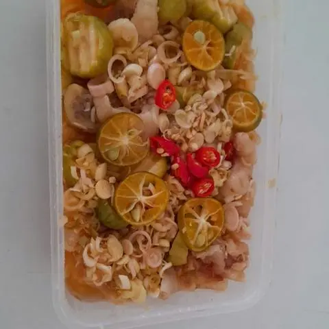 Hình ảnh Chân gà sả tắc