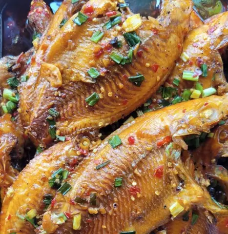 Hình ảnh Cơm cá rô kho
