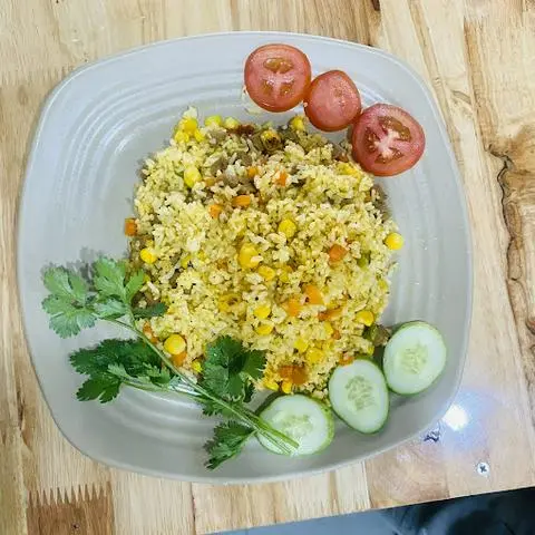 Hình ảnh Cơm chiên dương châu chay