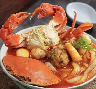 Hình ảnh Bánh canh cua đặc biệt thố lớn