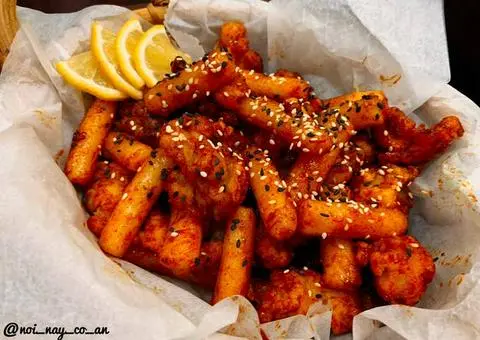 Hình ảnh Tokbokki chiên sốt cay