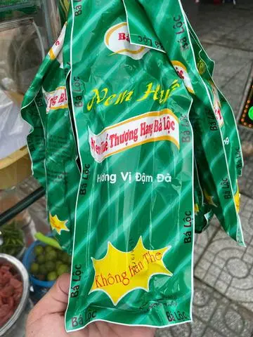 Hình ảnh Nem chua Huế