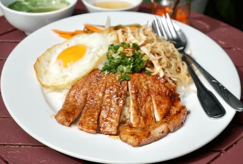 Hình ảnh Sườn bì ốp la