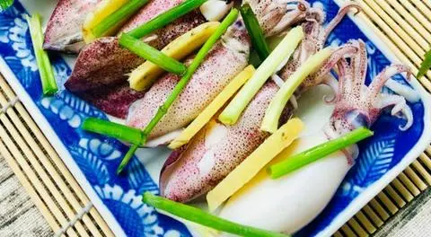 Hình ảnh Mực hấp gừng
