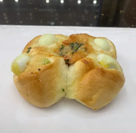 Hình ảnh Bánh mặn trứng cút