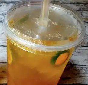 Hình ảnh Trà tắc ly khổng lồ