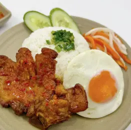 Hình ảnh Cơm sườn trứng