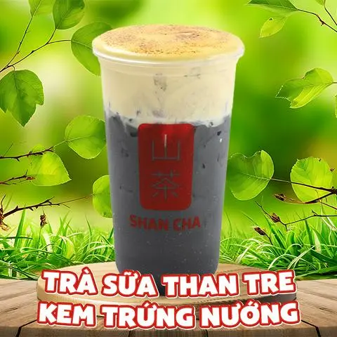Hình ảnh Trà sữa than tre kem trứng nướng (M)