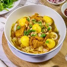 Hình ảnh Mì Quảng thịt trứng cút